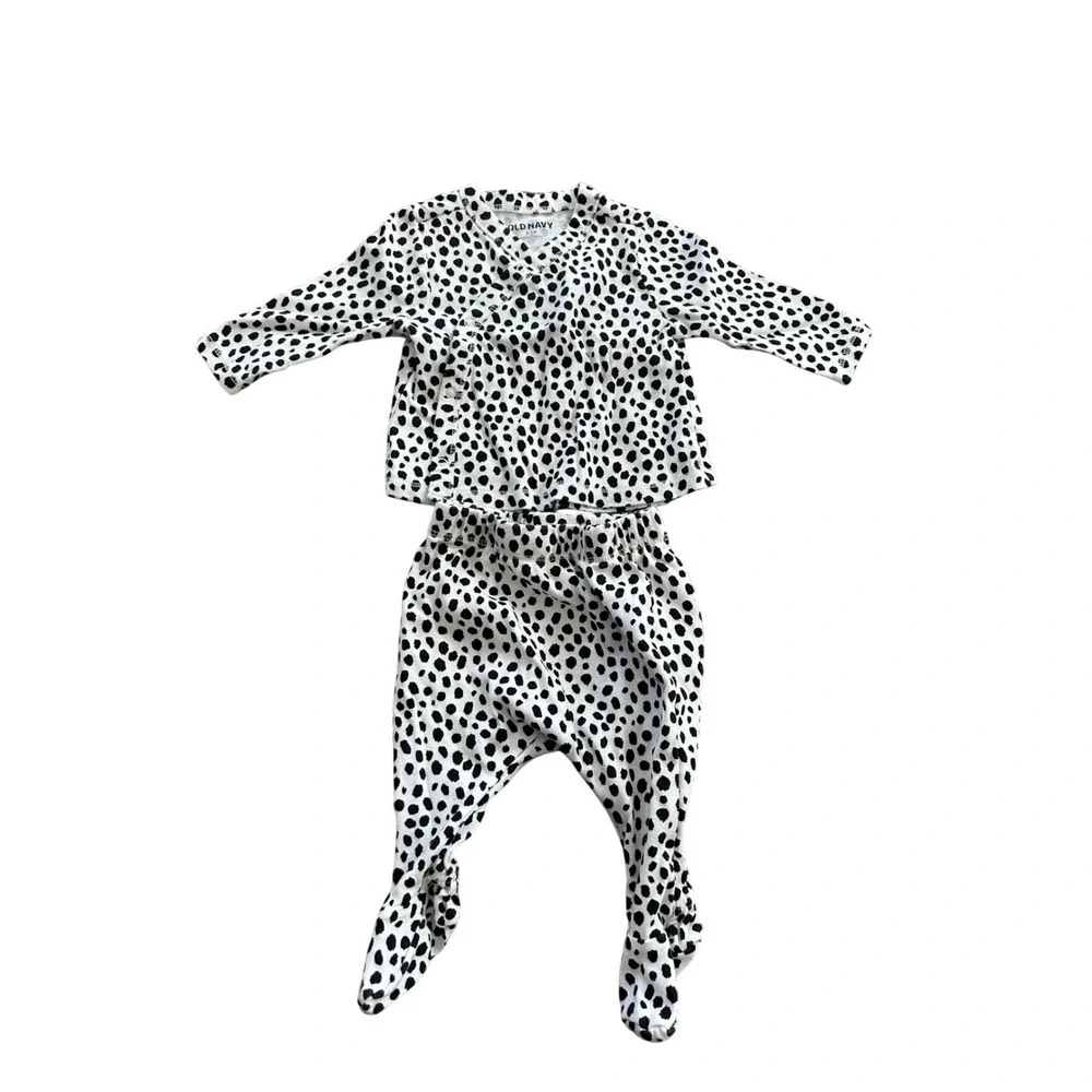 Old Navy Baby 0-3M Dalmatian‎ Spot Kimono Top and Footed Pants Set Black White